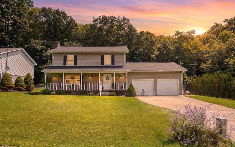 243 Aurora Drive, Morgantown, West Virginia 26508, 3 Bedrooms Bedrooms, 6 Rooms Rooms,2 BathroomsBathrooms,Single Family Detached,For Sale,Aurora,0,10166332