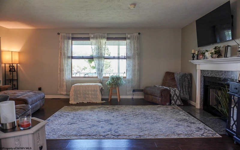 243 Aurora Drive, Morgantown, West Virginia 26508, 3 Bedrooms Bedrooms, 6 Rooms Rooms,2 BathroomsBathrooms,Single Family Detached,For Sale,Aurora,0,10166332