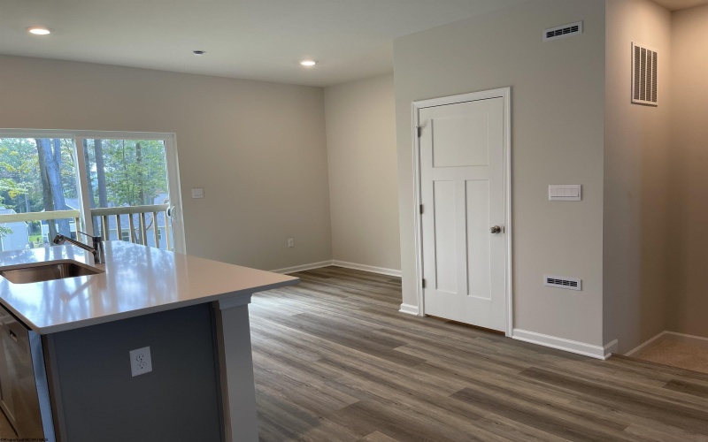 747 Hardman Drive, Morgantown, West Virginia 26501, 3 Bedrooms Bedrooms, 6 Rooms Rooms,3 BathroomsBathrooms,Residential Rentals,For Rent,Hardman,0,10166341