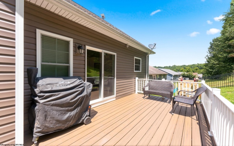 211 Angel Falls Way, Morgantown, West Virginia 26508, 4 Bedrooms Bedrooms, 7 Rooms Rooms,3 BathroomsBathrooms,Single Family Detached,For Sale,Angel Falls,0,10166333