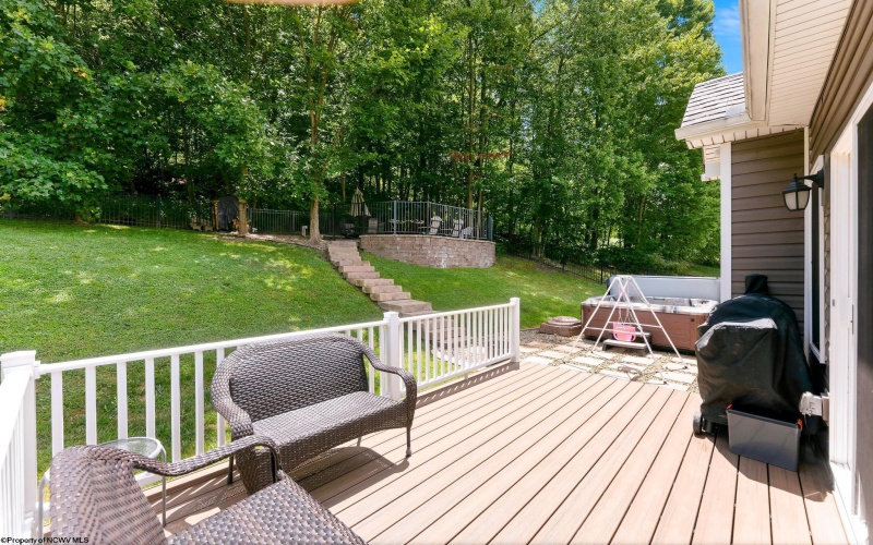 211 Angel Falls Way, Morgantown, West Virginia 26508, 4 Bedrooms Bedrooms, 7 Rooms Rooms,3 BathroomsBathrooms,Single Family Detached,For Sale,Angel Falls,0,10166333
