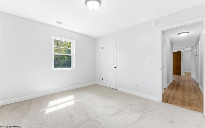 184 WARM HOLLOW Road, Morgantown, West Virginia 26508, 2 Bedrooms Bedrooms, 6 Rooms Rooms,2 BathroomsBathrooms,Single Family Detached,For Sale,WARM HOLLOW,0,10166335