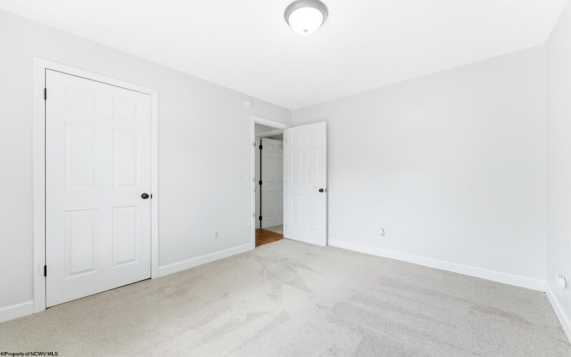 184 WARM HOLLOW Road, Morgantown, West Virginia 26508, 2 Bedrooms Bedrooms, 6 Rooms Rooms,2 BathroomsBathrooms,Single Family Detached,For Sale,WARM HOLLOW,0,10166335