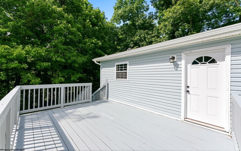 184 WARM HOLLOW Road, Morgantown, West Virginia 26508, 2 Bedrooms Bedrooms, 6 Rooms Rooms,2 BathroomsBathrooms,Single Family Detached,For Sale,WARM HOLLOW,0,10166335