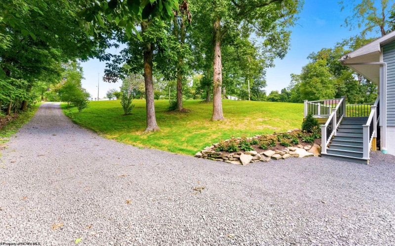 184 WARM HOLLOW Road, Morgantown, West Virginia 26508, 2 Bedrooms Bedrooms, 6 Rooms Rooms,2 BathroomsBathrooms,Single Family Detached,For Sale,WARM HOLLOW,0,10166335
