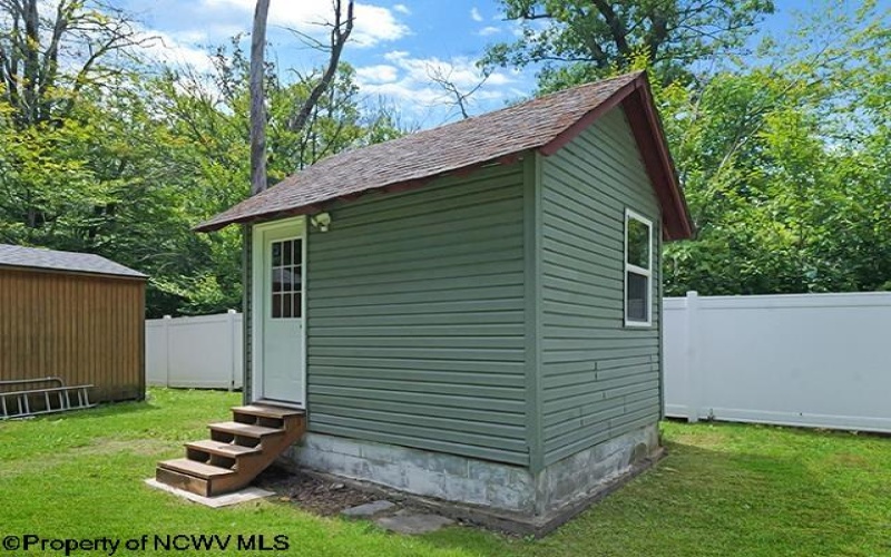 26 Scarlet Cardinal Lane, Mount Storm, West Virginia 26739, 2 Bedrooms Bedrooms, 8 Rooms Rooms,2 BathroomsBathrooms,Single Family Detached,For Sale,Scarlet Cardinal,0,10166339