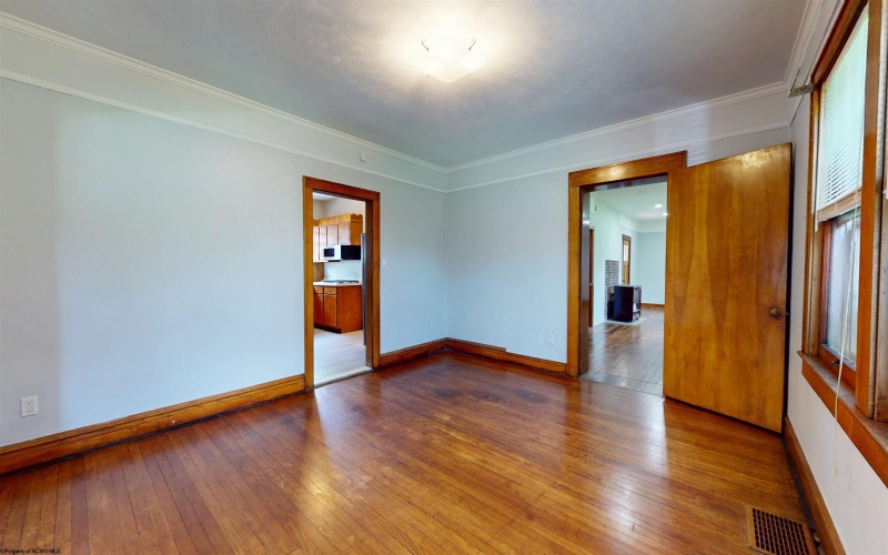632 MAPLE Avenue, Grafton, West Virginia 26354, 3 Bedrooms Bedrooms, 10 Rooms Rooms,2 BathroomsBathrooms,Single Family Detached,For Sale,MAPLE,0,10166342
