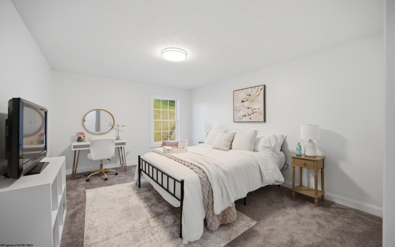 2 Club View Drive, Fairmont, West Virginia 26554, 4 Bedrooms Bedrooms, 7 Rooms Rooms,2 BathroomsBathrooms,Single Family Detached,For Sale,Club View,0,10166347