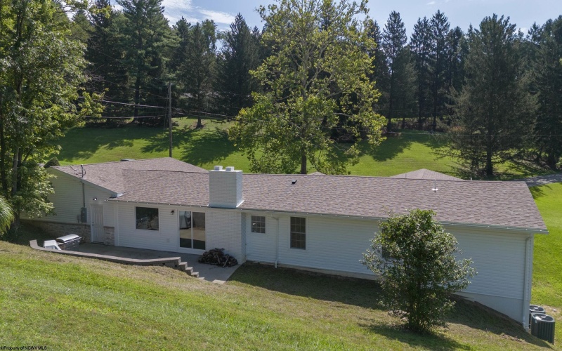 2 Club View Drive, Fairmont, West Virginia 26554, 4 Bedrooms Bedrooms, 7 Rooms Rooms,2 BathroomsBathrooms,Single Family Detached,For Sale,Club View,0,10166347