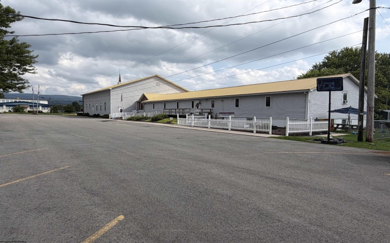496 Main Street, Beverly, West Virginia 26253, 0 , 0 ,0,Multi-unit/income,For Sale,Main,0,10166348