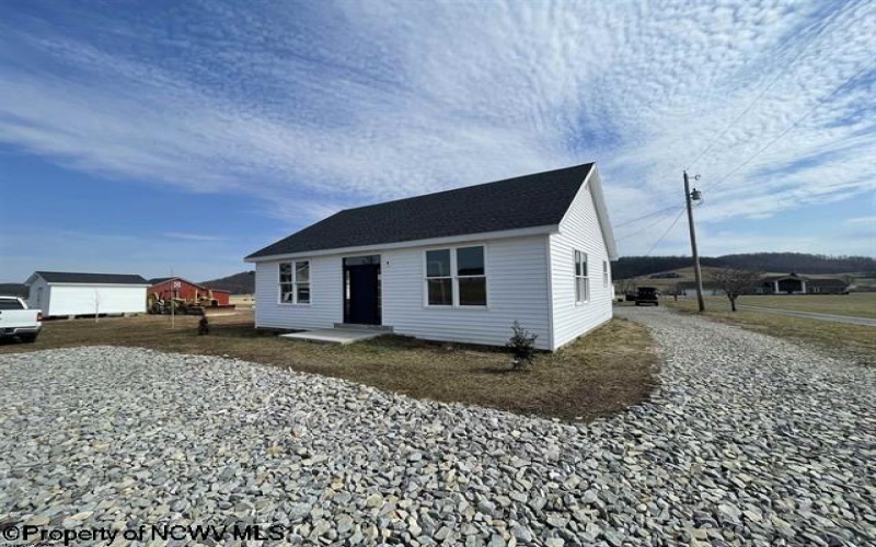 2237 Brushy Fork Road, Buckhannon, West Virginia 26201-0000, 1 Bedroom Bedrooms, 4 Rooms Rooms,1 BathroomBathrooms,Single Family Detached,For Sale,Brushy Fork,0,10166346