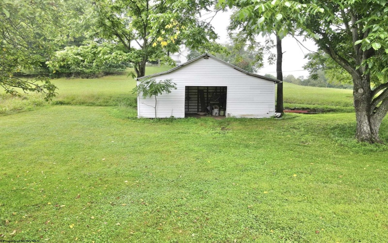 81 Fort Hill Drive, Rock Cave, West Virginia 26234, 2 Bedrooms Bedrooms, 7 Rooms Rooms,2 BathroomsBathrooms,Single Family Detached,For Sale,Fort Hill,0,10166344