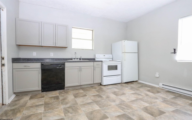 574 Pennsylvania Avenue, Morgantown, West Virginia 26501, 0 , 0 ,0,Multi-unit/income,For Sale,Pennsylvania,0,10166353