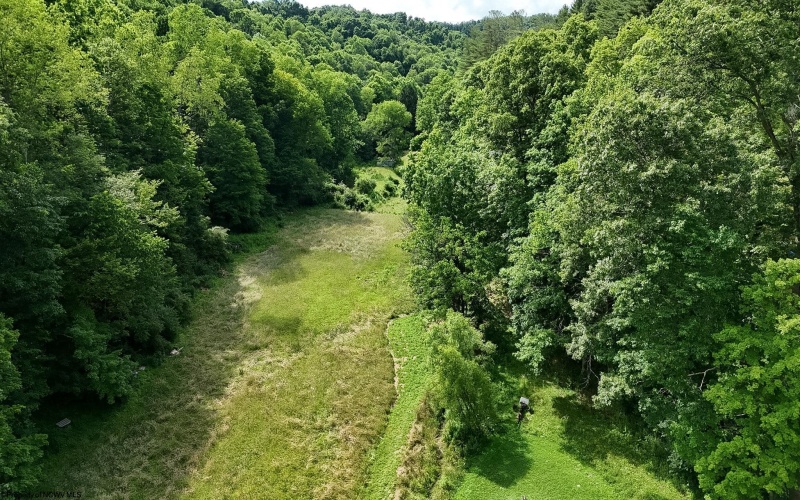 407 Soap Hollow Road, Mannington, West Virginia 26582, 5 Bedrooms Bedrooms, 10 Rooms Rooms,2 BathroomsBathrooms,Single Family Detached,For Sale,Soap Hollow,0,10165437