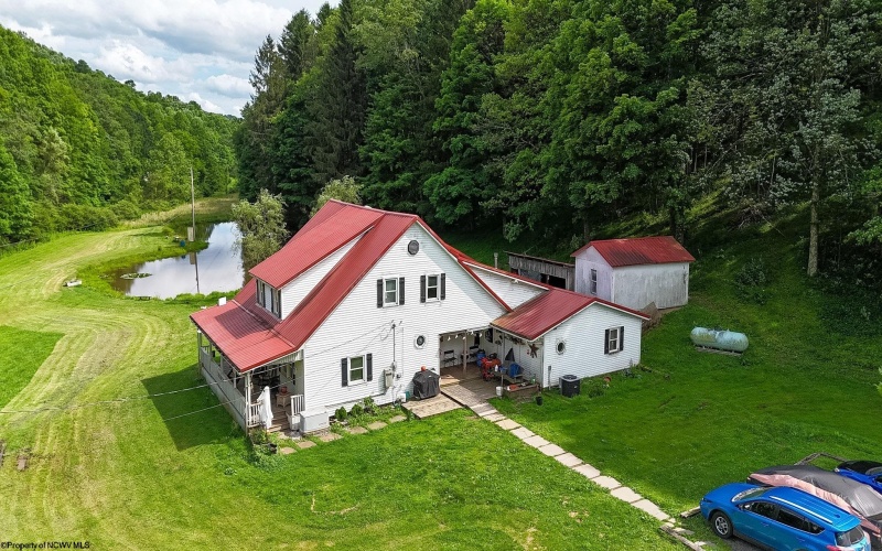 407 Soap Hollow Road, Mannington, West Virginia 26582, 5 Bedrooms Bedrooms, 10 Rooms Rooms,2 BathroomsBathrooms,Single Family Detached,For Sale,Soap Hollow,0,10165437
