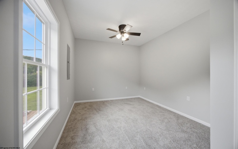 141 Mulberry Avenue, Weston, West Virginia 26452, 2 Bedrooms Bedrooms, 4 Rooms Rooms,1 BathroomBathrooms,Single Family Attached,For Sale,Mulberry,0,10166364