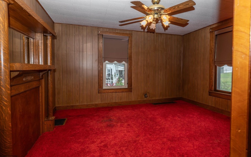 977 Washburn Street, Clarksburg, West Virginia 26301, 2 Bedrooms Bedrooms, 9 Rooms Rooms,1 BathroomBathrooms,Single Family Detached,For Sale,Washburn,0,10166363