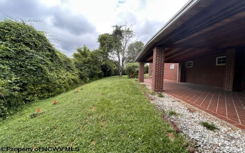 1116 Katherine Street, Fairmont, West Virginia 26554, 2 Bedrooms Bedrooms, 6 Rooms Rooms,2 BathroomsBathrooms,Single Family Detached,For Sale,Katherine,0,10166361