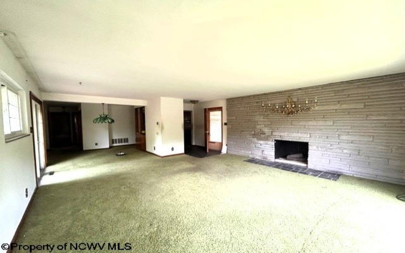 1116 Katherine Street, Fairmont, West Virginia 26554, 2 Bedrooms Bedrooms, 6 Rooms Rooms,2 BathroomsBathrooms,Single Family Detached,For Sale,Katherine,0,10166361