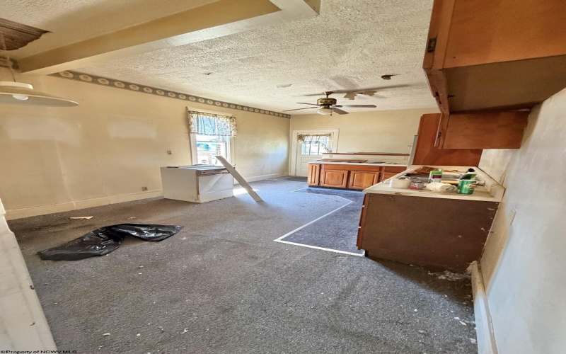 235 Center Avenue, Weston, West Virginia 26452, 4 Bedrooms Bedrooms, 9 Rooms Rooms,2 BathroomsBathrooms,Single Family Detached,For Sale,Center,0,10166360