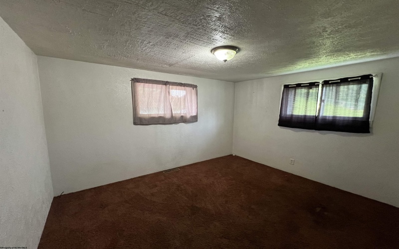 160 High Street, Salem, West Virginia 26426, 2 Bedrooms Bedrooms, 5 Rooms Rooms,1 BathroomBathrooms,Single Family Detached,For Sale,High,0,10166354