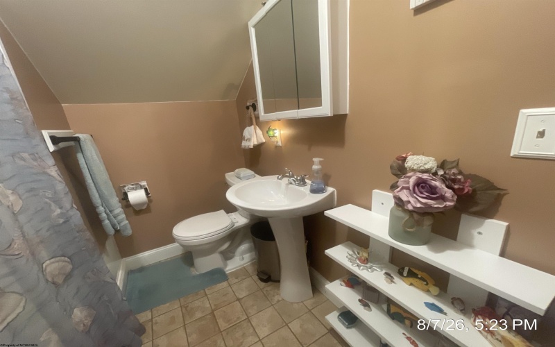 127 Willis Avenue, Bridgeport, West Virginia 26330, 3 Bedrooms Bedrooms, 7 Rooms Rooms,2 BathroomsBathrooms,Single Family Detached,For Sale,Willis,0,10166355
