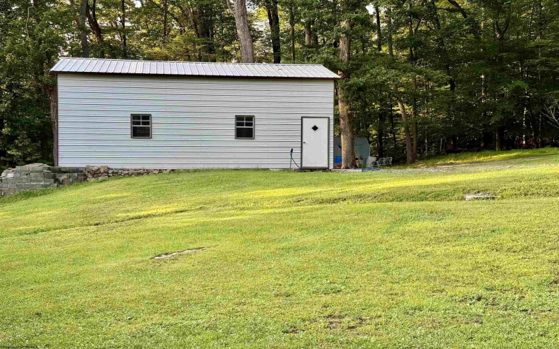 323 Long Run Road, Fairmont, West Virginia 26554, 3 Bedrooms Bedrooms, 7 Rooms Rooms,2 BathroomsBathrooms,Single Family Detached,For Sale,Long Run,0,10166358 323 Long Run Road, Fairmont, West Virginia 26554, 3 Bedrooms Bedrooms, 7 Rooms Rooms,2 BathroomsBathrooms,Single Family Detached,For Sale,Long Run,0,10166358