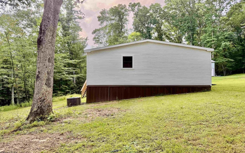 323 Long Run Road, Fairmont, West Virginia 26554, 3 Bedrooms Bedrooms, 7 Rooms Rooms,2 BathroomsBathrooms,Single Family Detached,For Sale,Long Run,0,10166358 323 Long Run Road, Fairmont, West Virginia 26554, 3 Bedrooms Bedrooms, 7 Rooms Rooms,2 BathroomsBathrooms,Single Family Detached,For Sale,Long Run,0,10166358
