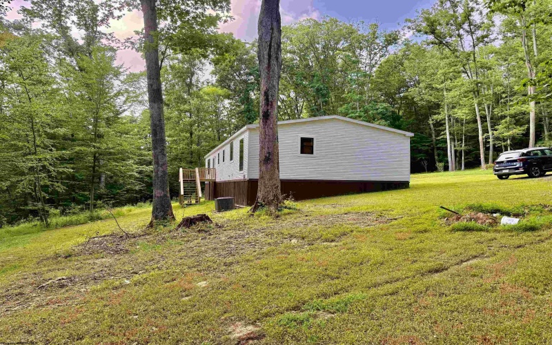 323 Long Run Road, Fairmont, West Virginia 26554, 3 Bedrooms Bedrooms, 7 Rooms Rooms,2 BathroomsBathrooms,Single Family Detached,For Sale,Long Run,0,10166358 323 Long Run Road, Fairmont, West Virginia 26554, 3 Bedrooms Bedrooms, 7 Rooms Rooms,2 BathroomsBathrooms,Single Family Detached,For Sale,Long Run,0,10166358