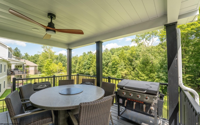 1027 Excaliber Drive, Morgantown, West Virginia 26508, 5 Bedrooms Bedrooms, 10 Rooms Rooms,3 BathroomsBathrooms,Single Family Detached,For Sale,Excaliber,0,10166356