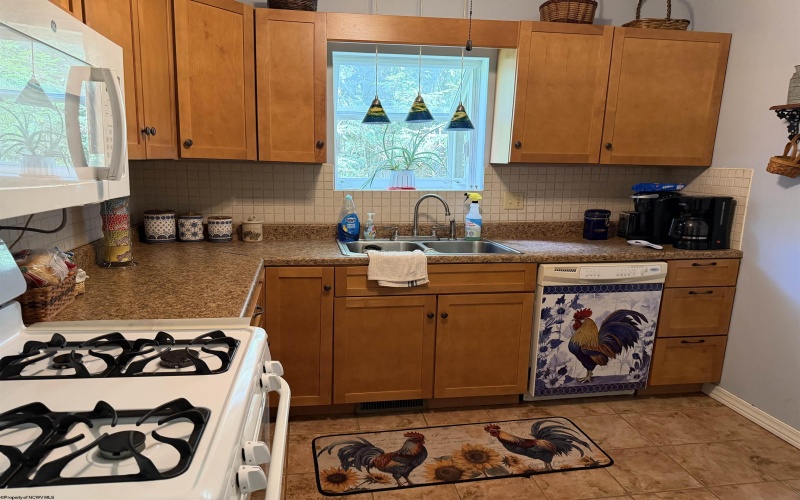 104 Rohrbough Street, Belington, West Virginia 26250, 4 Bedrooms Bedrooms, 9 Rooms Rooms,1 BathroomBathrooms,Single Family Detached,For Sale,Rohrbough,0,10166369 104 Rohrbough Street, Belington, West Virginia 26250, 4 Bedrooms Bedrooms, 9 Rooms Rooms,1 BathroomBathrooms,Single Family Detached,For Sale,Rohrbough,0,10166369