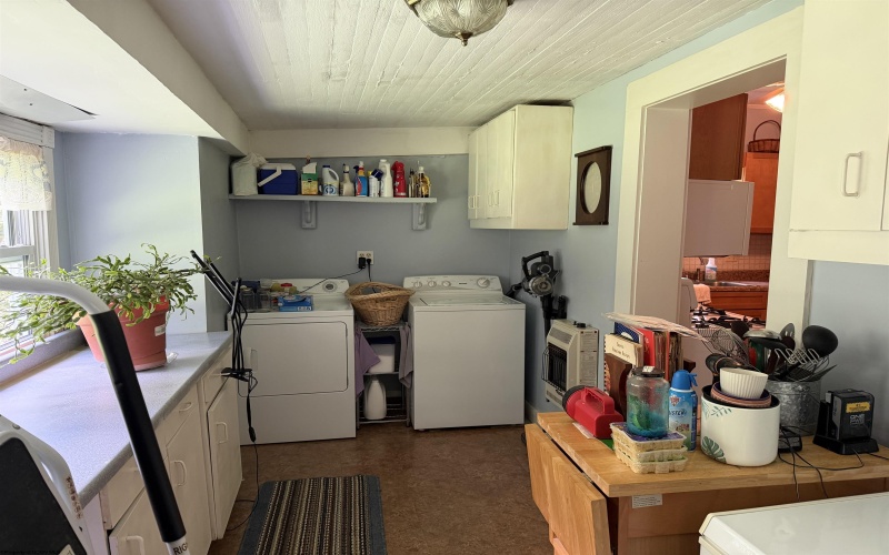 104 Rohrbough Street, Belington, West Virginia 26250, 4 Bedrooms Bedrooms, 9 Rooms Rooms,1 BathroomBathrooms,Single Family Detached,For Sale,Rohrbough,0,10166369 104 Rohrbough Street, Belington, West Virginia 26250, 4 Bedrooms Bedrooms, 9 Rooms Rooms,1 BathroomBathrooms,Single Family Detached,For Sale,Rohrbough,0,10166369