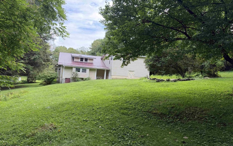 104 Rohrbough Street, Belington, West Virginia 26250, 4 Bedrooms Bedrooms, 9 Rooms Rooms,1 BathroomBathrooms,Single Family Detached,For Sale,Rohrbough,0,10166369 104 Rohrbough Street, Belington, West Virginia 26250, 4 Bedrooms Bedrooms, 9 Rooms Rooms,1 BathroomBathrooms,Single Family Detached,For Sale,Rohrbough,0,10166369