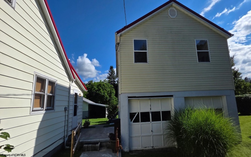 704 FILES CREEK Road, Beverly, West Virginia 26253, 4 Bedrooms Bedrooms, 9 Rooms Rooms,1 BathroomBathrooms,Single Family Detached,For Sale,FILES CREEK,0,10166372