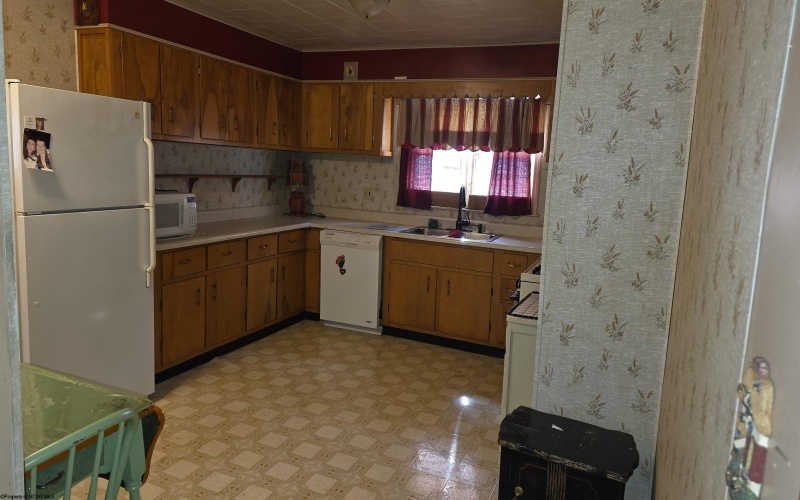 704 FILES CREEK Road, Beverly, West Virginia 26253, 4 Bedrooms Bedrooms, 9 Rooms Rooms,1 BathroomBathrooms,Single Family Detached,For Sale,FILES CREEK,0,10166372