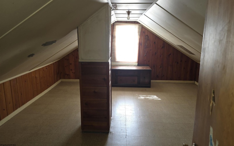 704 FILES CREEK Road, Beverly, West Virginia 26253, 4 Bedrooms Bedrooms, 9 Rooms Rooms,1 BathroomBathrooms,Single Family Detached,For Sale,FILES CREEK,0,10166372