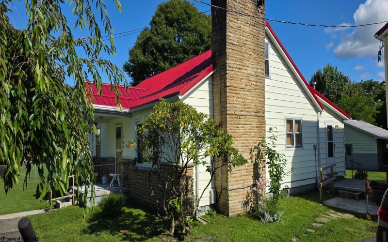 704 FILES CREEK Road, Beverly, West Virginia 26253, 4 Bedrooms Bedrooms, 9 Rooms Rooms,1 BathroomBathrooms,Single Family Detached,For Sale,FILES CREEK,0,10166372
