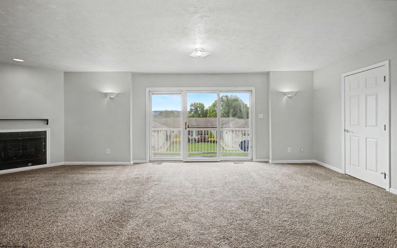 302 PIERPONT HEIGHTS Drive, Morgantown, West Virginia 26508, 4 Bedrooms Bedrooms, 11 Rooms Rooms,4 BathroomsBathrooms,Single Family Attached,For Sale,PIERPONT HEIGHTS,0,10166375