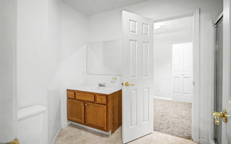 302 PIERPONT HEIGHTS Drive, Morgantown, West Virginia 26508, 4 Bedrooms Bedrooms, 11 Rooms Rooms,4 BathroomsBathrooms,Single Family Attached,For Sale,PIERPONT HEIGHTS,0,10166375