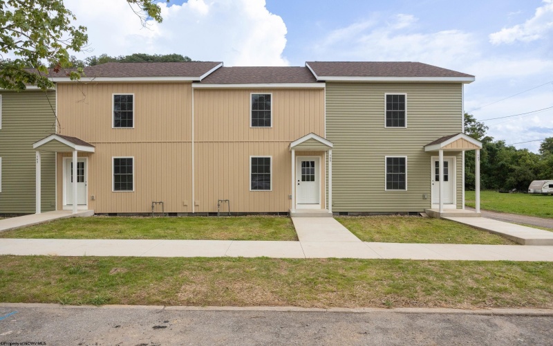 145 Mulberry Avenue, Weston, West Virginia 26452, 2 Bedrooms Bedrooms, 4 Rooms Rooms,1 BathroomBathrooms,Single Family Attached,For Sale,Mulberry,0,10166384 145 Mulberry Avenue, Weston, West Virginia 26452, 2 Bedrooms Bedrooms, 4 Rooms Rooms,1 BathroomBathrooms,Single Family Attached,For Sale,Mulberry,0,10166384