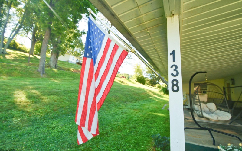 138 Springdale Street, Grafton, West Virginia 26534-000, 3 Bedrooms Bedrooms, 4 Rooms Rooms,1 BathroomBathrooms,Single Family Detached,For Sale,Springdale,0,10166290