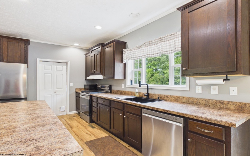 395 Burnside Addition Road, Jane Lew, West Virginia 26378, 4 Bedrooms Bedrooms, 8 Rooms Rooms,2 BathroomsBathrooms,Single Family Detached,For Sale,Burnside Addition,0,10166378