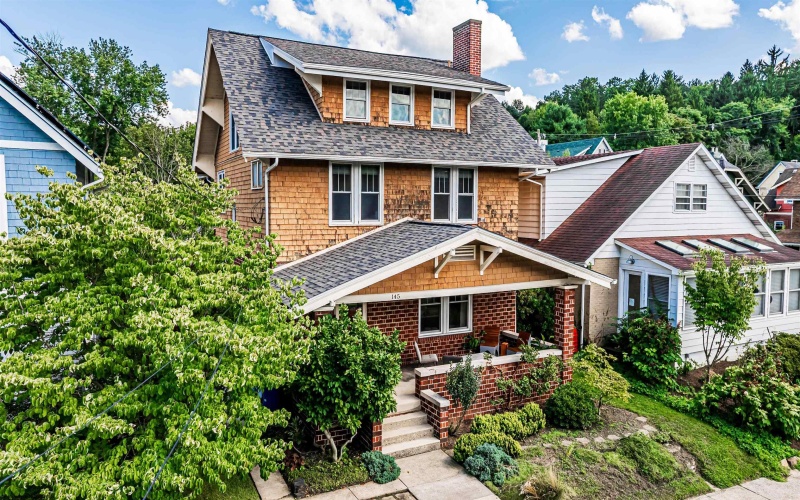 145 Waitman Street, Morgantown, West Virginia 26501, 4 Bedrooms Bedrooms, 8 Rooms Rooms,2 BathroomsBathrooms,Single Family Detached,For Sale,Waitman,0,10166380