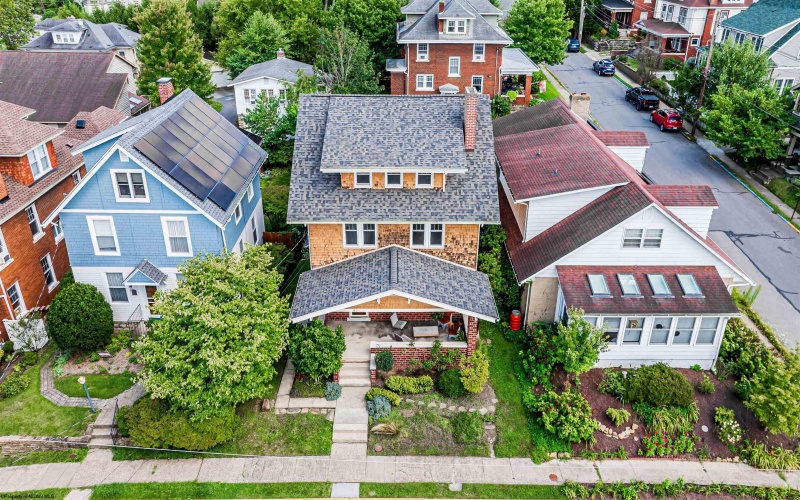 145 Waitman Street, Morgantown, West Virginia 26501, 4 Bedrooms Bedrooms, 8 Rooms Rooms,2 BathroomsBathrooms,Single Family Detached,For Sale,Waitman,0,10166380