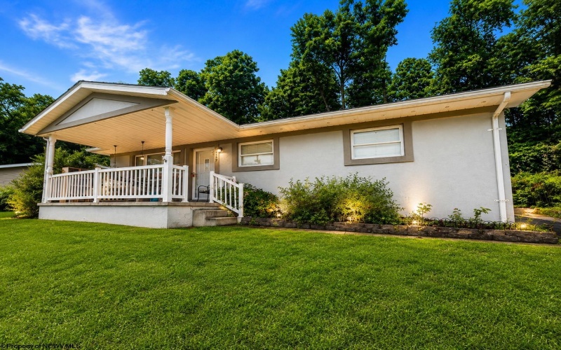 2112 Cherry Street, Morgantown, West Virginia 26505, 3 Bedrooms Bedrooms, 6 Rooms Rooms,1 BathroomBathrooms,Single Family Detached,For Sale,Cherry,0,10166389