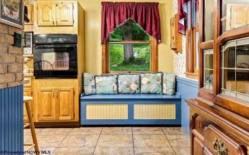 1612 Davisson Run Road, Clarksburg, West Virginia 26301, 4 Bedrooms Bedrooms, 11 Rooms Rooms,2 BathroomsBathrooms,Single Family Detached,For Sale,Davisson Run,0,10166390