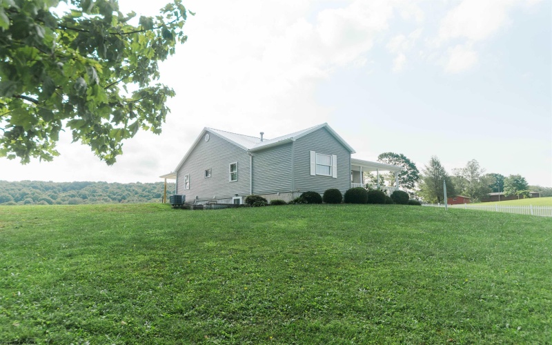 10754 Preston Highway, Bruceton Mills, West Virginia 26525, 3 Bedrooms Bedrooms, 6 Rooms Rooms,1 BathroomBathrooms,Single Family Detached,For Sale,Preston,0,10166403