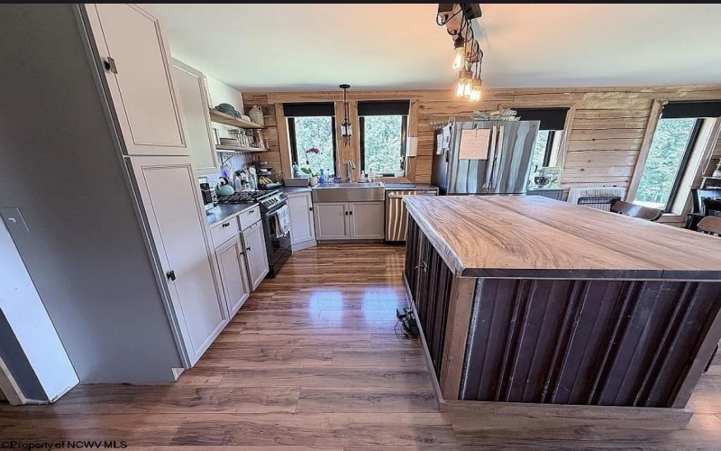 440 Remington Ridge Road, Camden, West Virginia 26338, 4 Bedrooms Bedrooms, 8 Rooms Rooms,2 BathroomsBathrooms,Single Family Detached,For Sale,Remington Ridge,0,10166393
