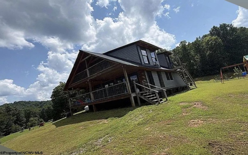 440 Remington Ridge Road, Camden, West Virginia 26338, 4 Bedrooms Bedrooms, 8 Rooms Rooms,2 BathroomsBathrooms,Single Family Detached,For Sale,Remington Ridge,0,10166393