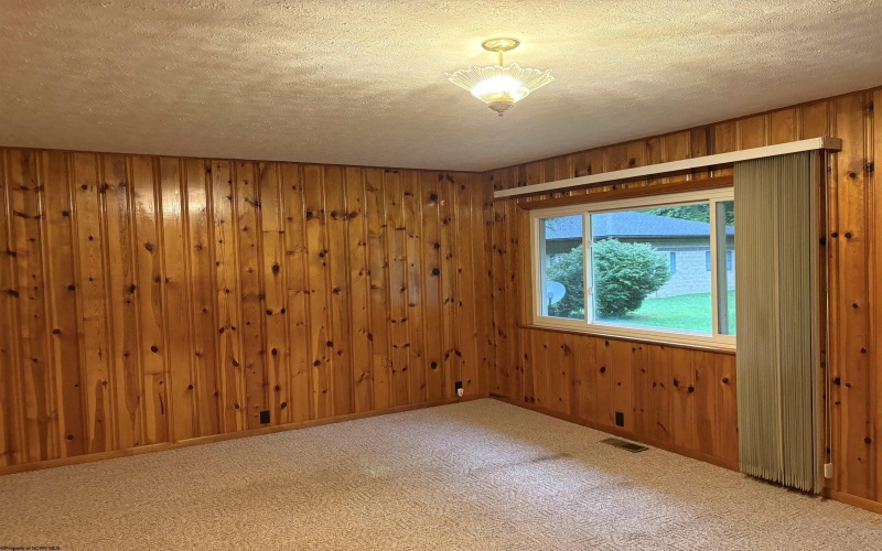 1726 Flaggy Meadow Road, Mannington, West Virginia 26582, 3 Bedrooms Bedrooms, 6 Rooms Rooms,1 BathroomBathrooms,Single Family Detached,For Sale,Flaggy Meadow,0,10166394